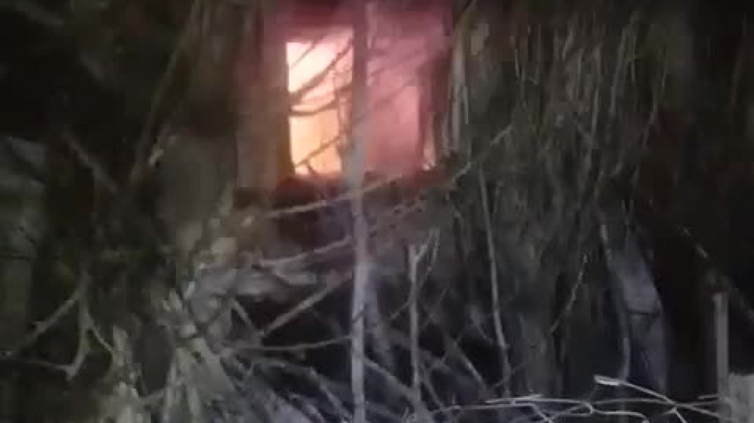 ⁣Se incendió una vivienda en Cerro Cóndor