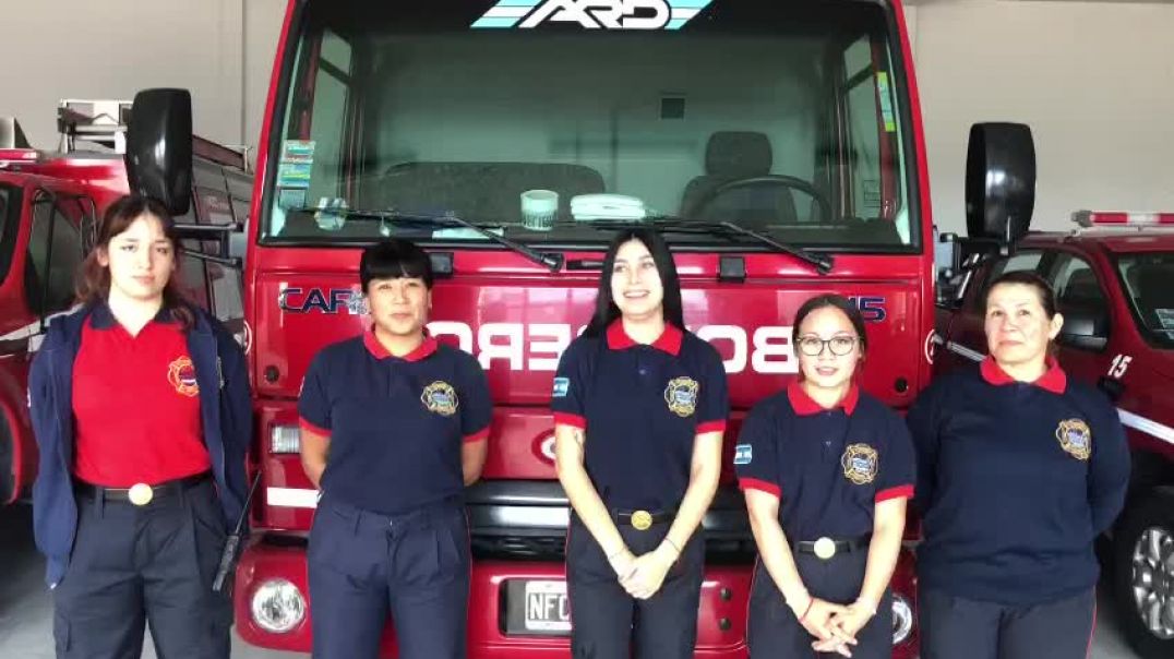 ⁣Suplemento "Mujeres" homenajeará a bomberas