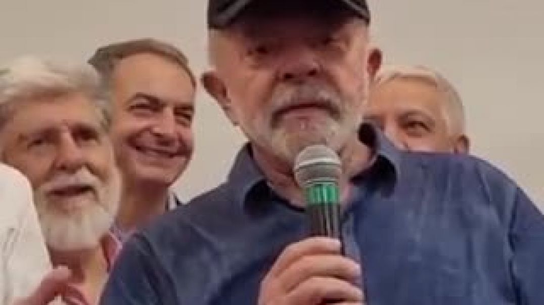 ⁣“CFK 2023”: la gorra que usó Lula da Silva en apoyo a Cristina Kirchner