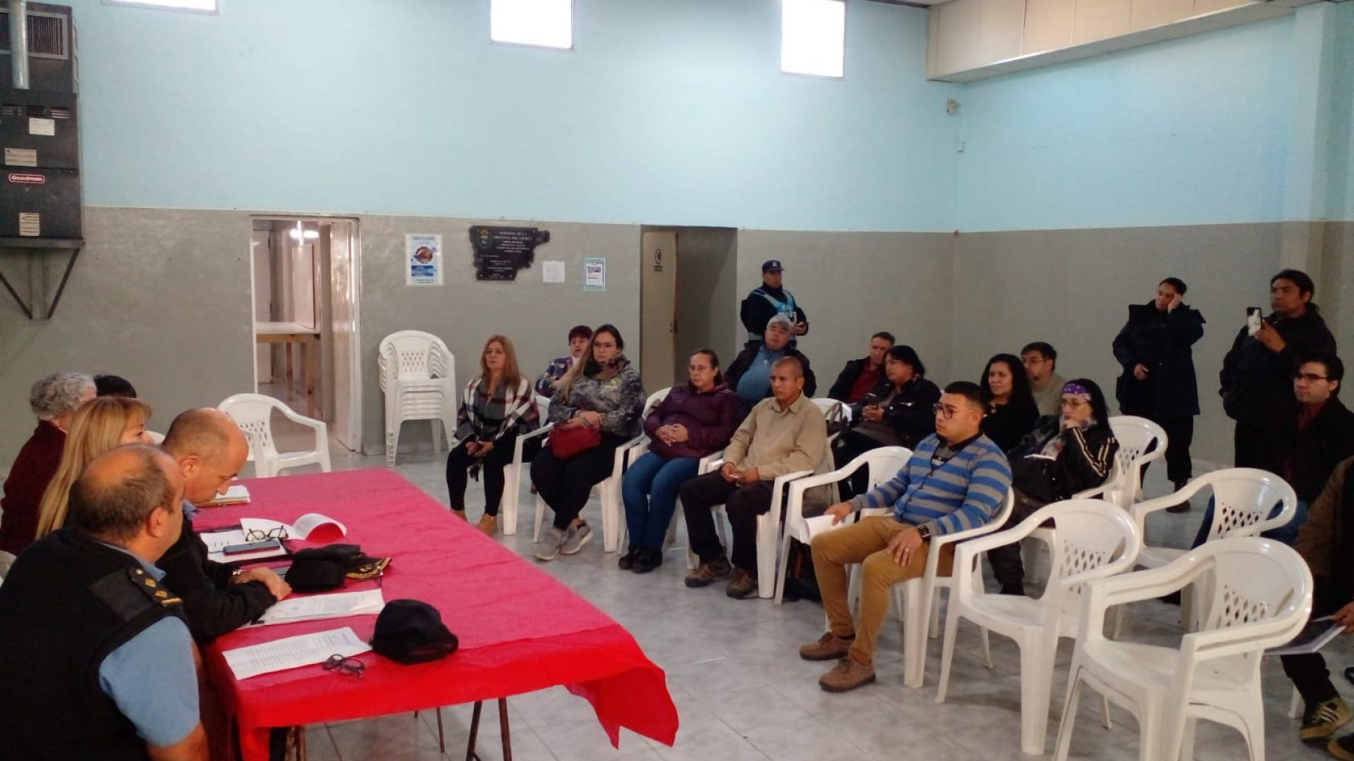 ⁣Inseguridad: Reunion de vecinalistas con autoridades en el Barrio Union